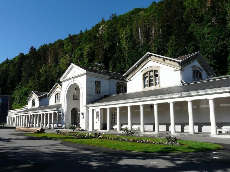 Charmant T3 A Bagnères-de-Luchon מראה חיצוני תמונה